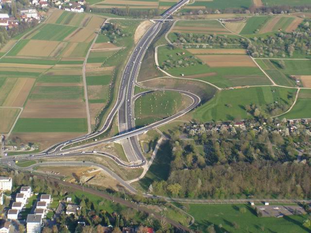 B 28 neu\"Auchtertknoten\"